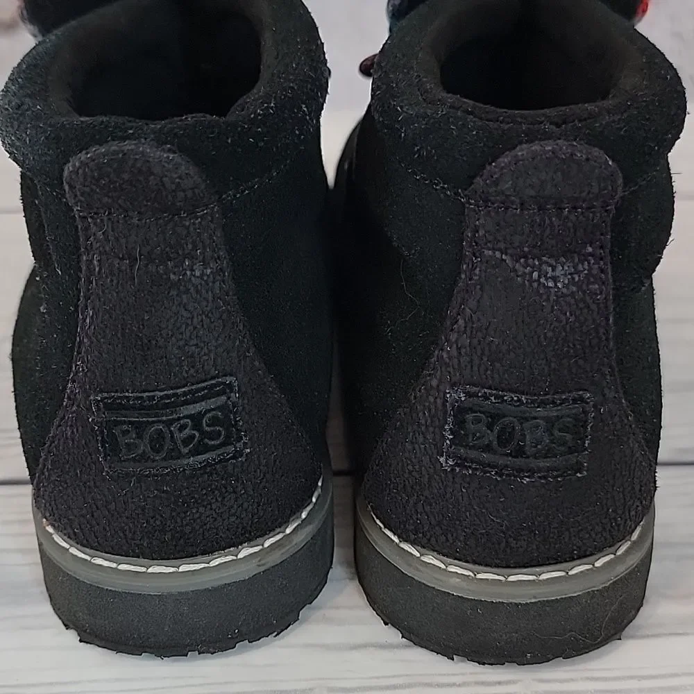 Bobs By Skechers Black Suede Ankle Boots with Multicolor Knit Accents Size 6 - Picture 4 of 9